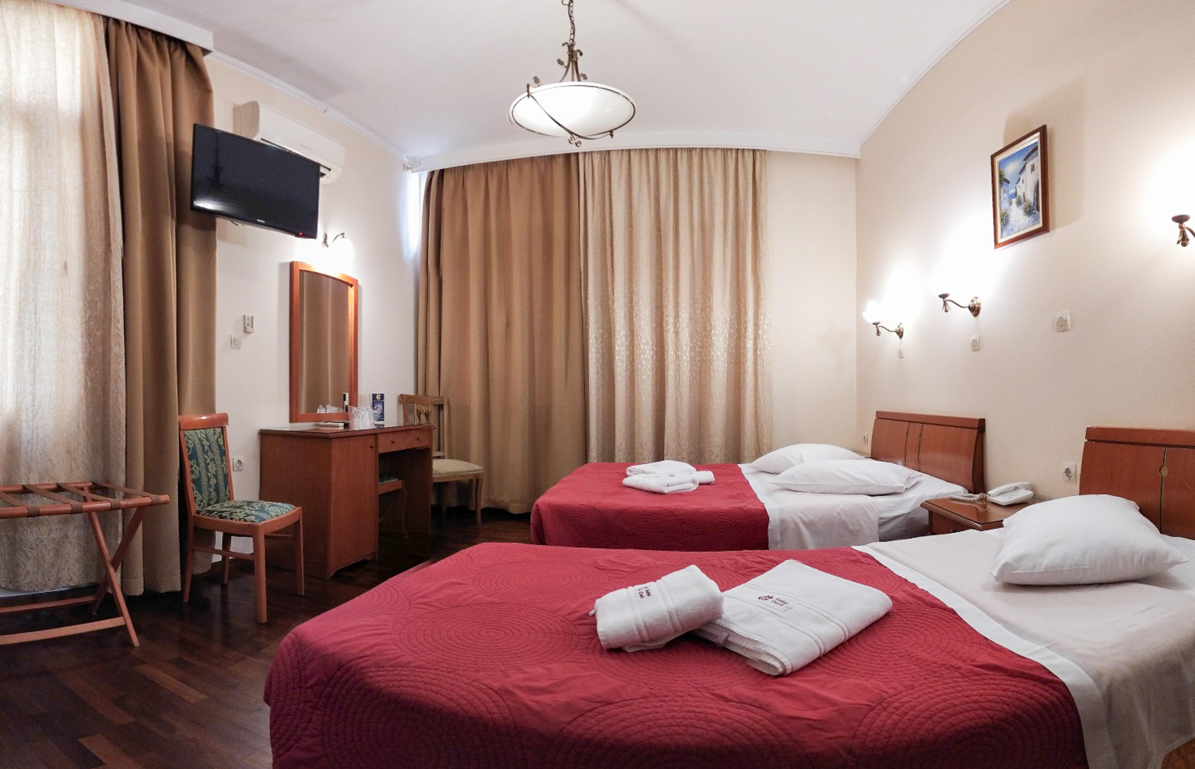 Cecil Otel Atina